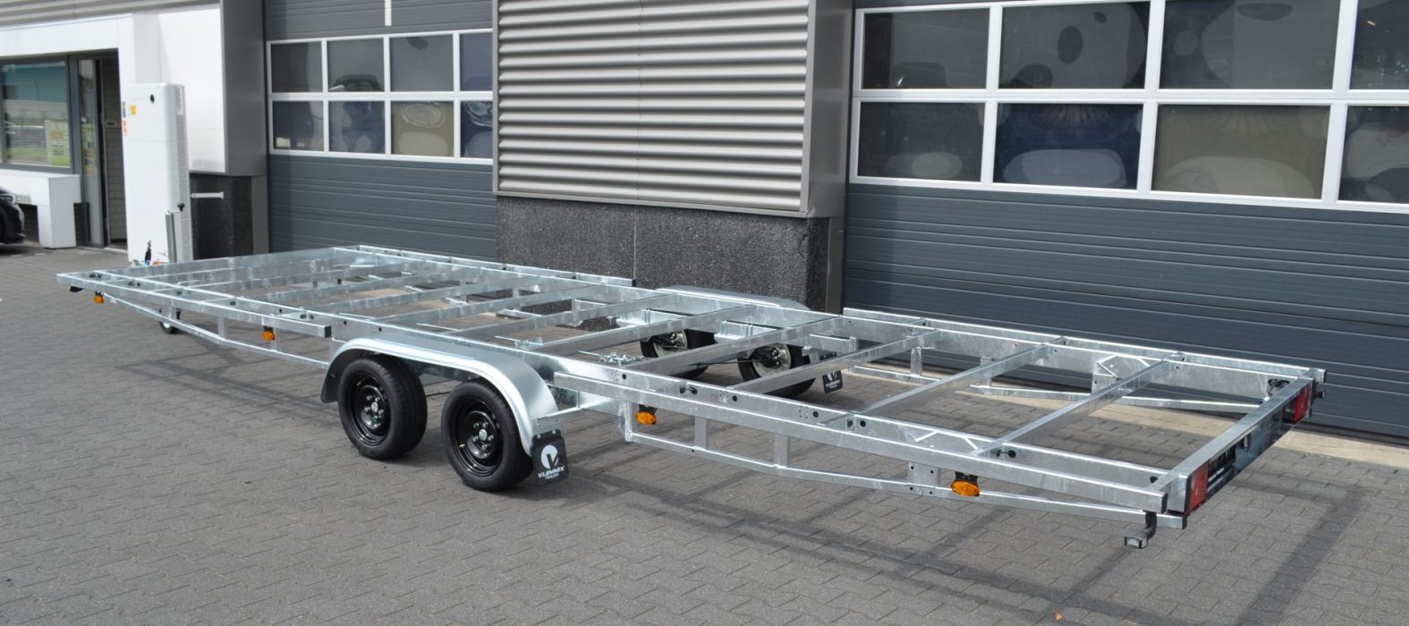 tiny-house-720-plateau-2as-vlemmix-trailers-achterkant