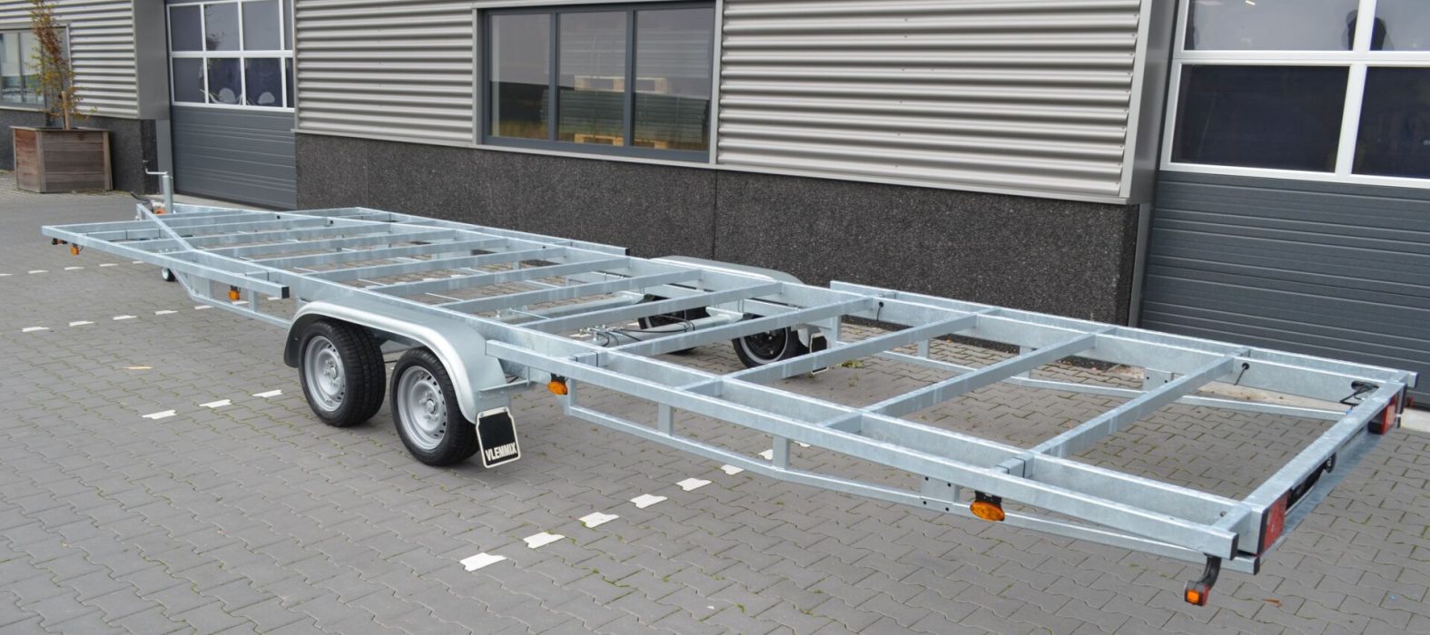 Tiny House 780 Plateau assen 2x1800 achterzijde