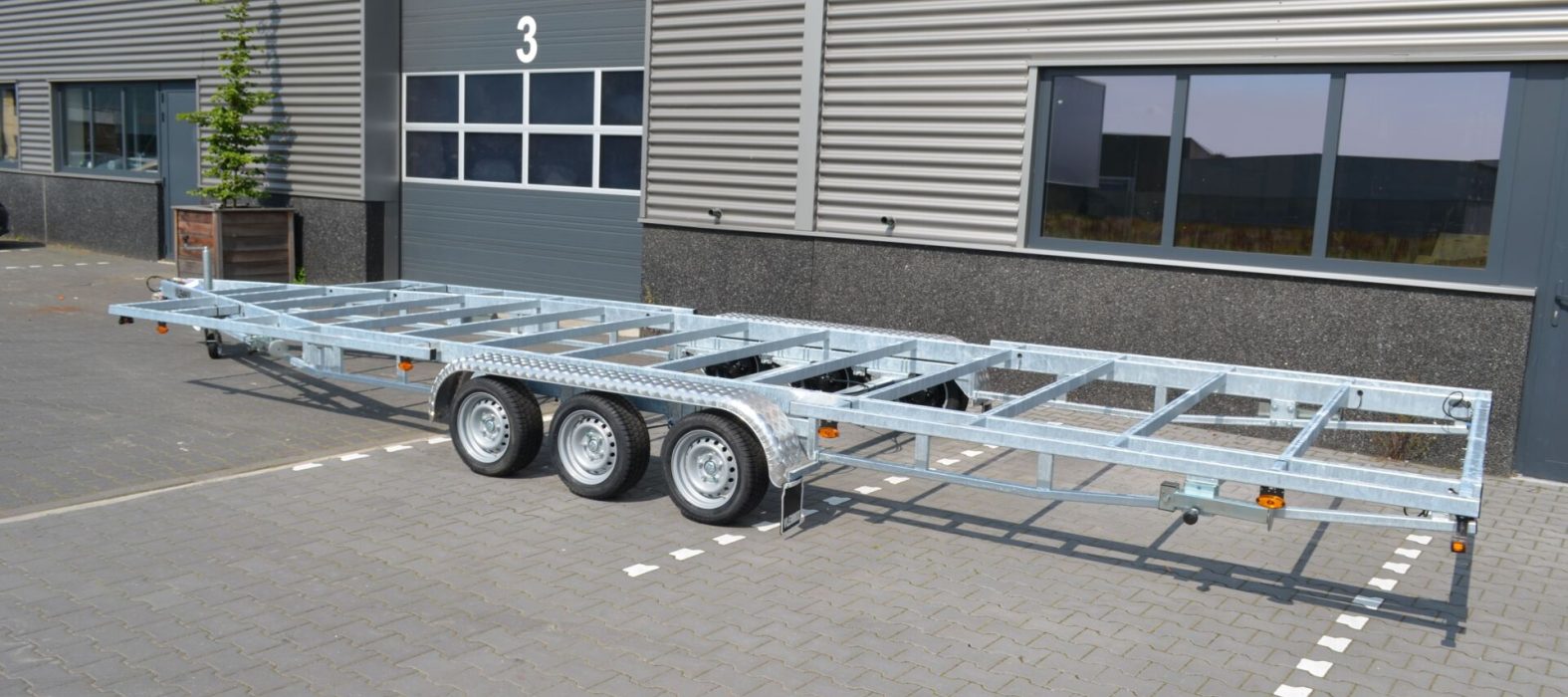 Tiny House 780 Plateau assen 3x1800 achterzijde