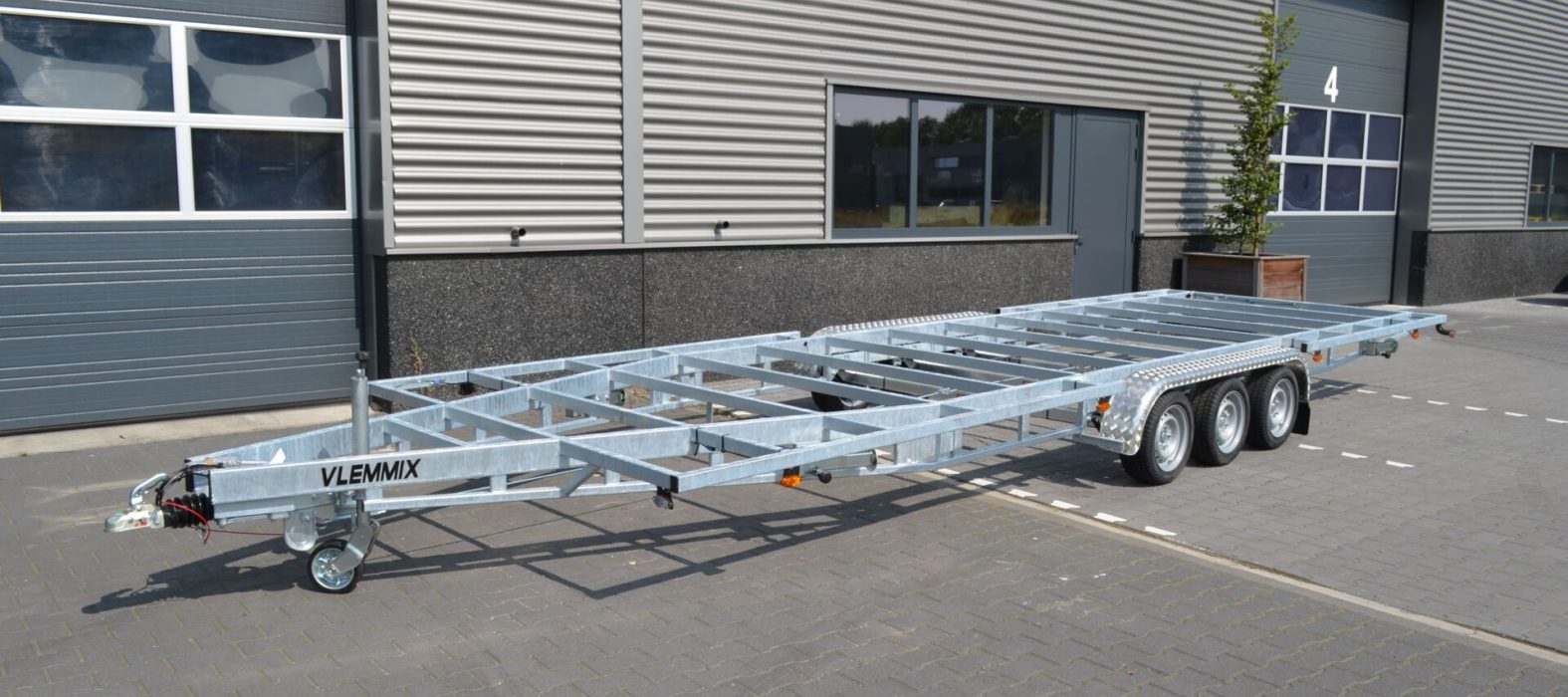 Tiny House 780 Plateau assen 3x1800 voorzijde