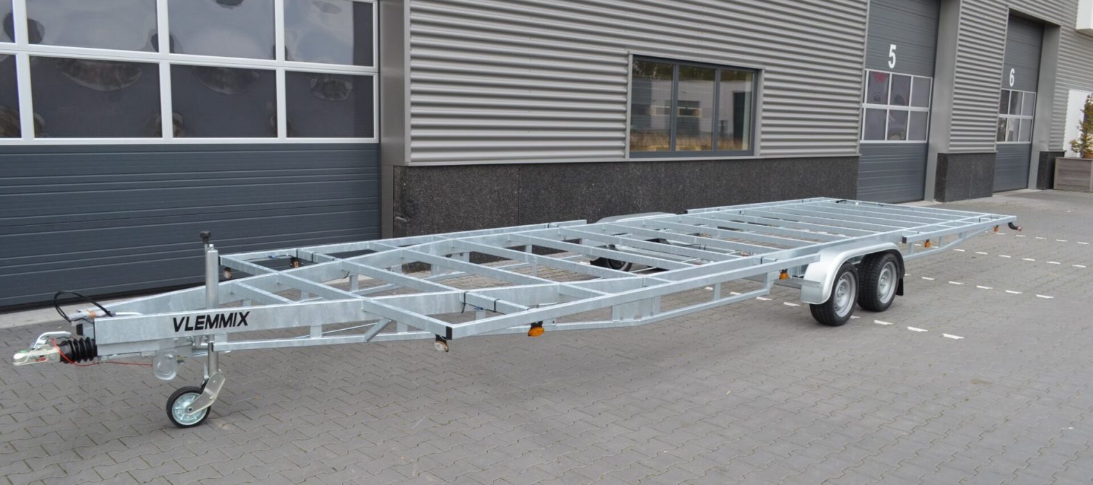 Tiny House 840 Plateau assen 2x1800 voorzijde-min