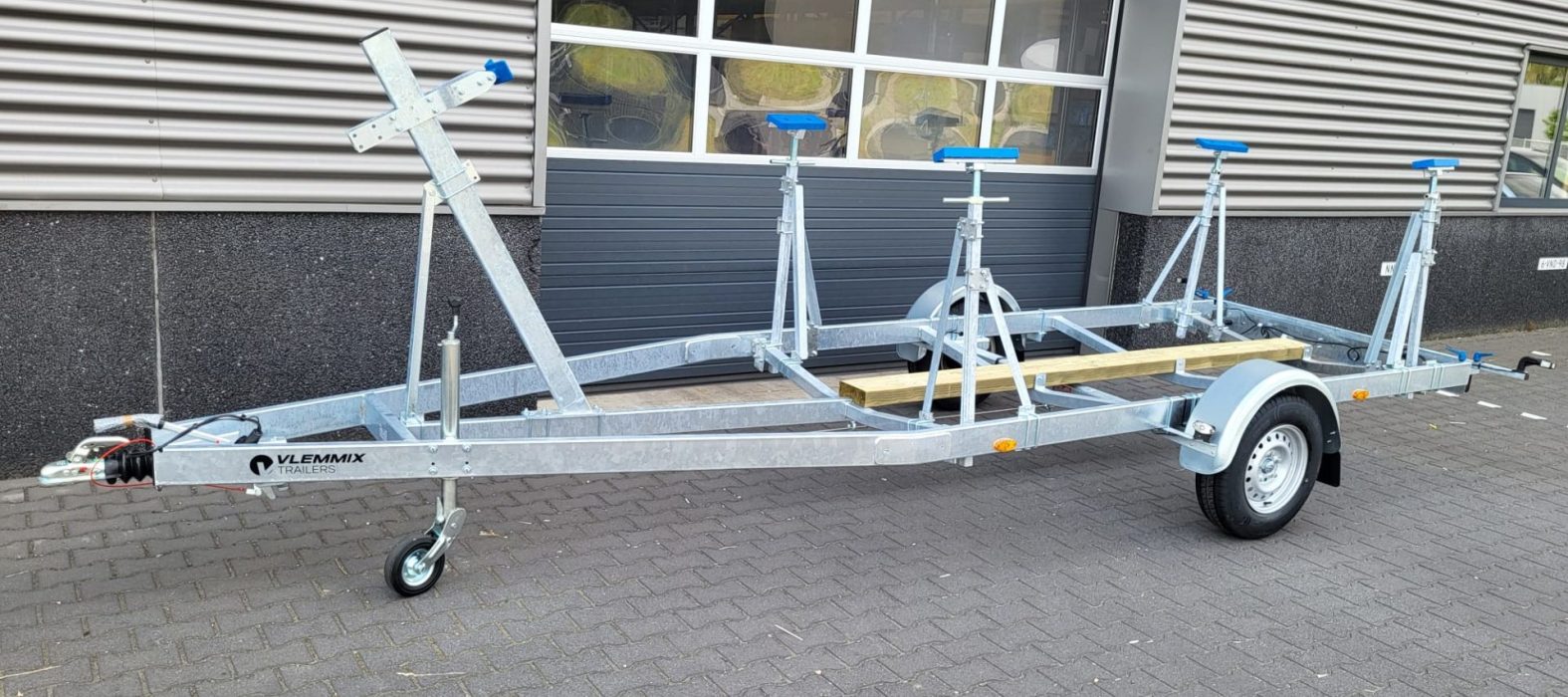 6,3m zeilboottrailer 1 as zonder rail voor