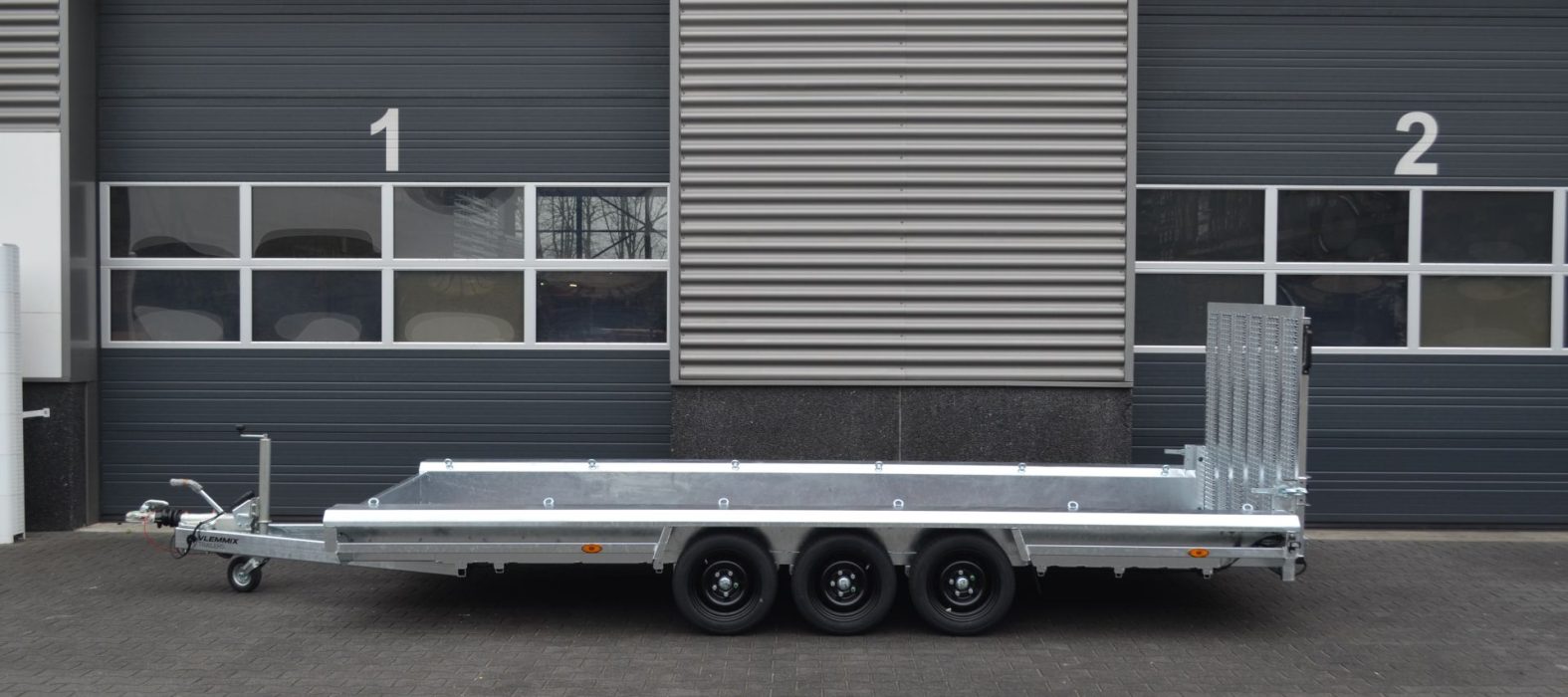 Machine-480x180-3-assen-vlemmix-trailers