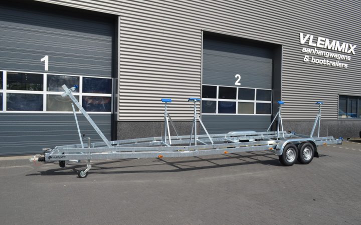 zeilboottrailer-9,2m-2-assen-achterkant