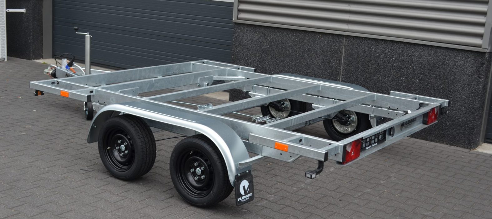 tiny-house-trailer-300-plateau-2as-vlemmix-trailers-achterkant